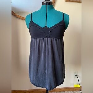 Lululemon sz 2 black/grey babydoll tank with shelf bra support